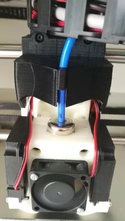 capot pour tete interchangeable ngen et guide bowden aio