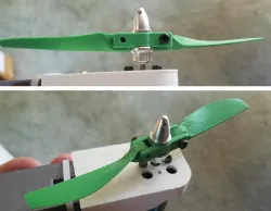 Folding propellers for Rocket Drones