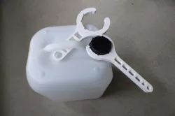 Lid tool for canisters