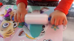 Play doh plastiline roller with bearings