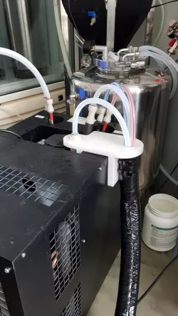 Beer line bracket for Lindr AS-80