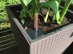 Corner cover for Lechuza CUBICO self-watering planter