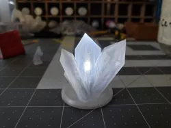 Glowing Giant Crystal (LED)