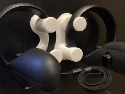 Oculus Rift S controller wall mount 4 hook version