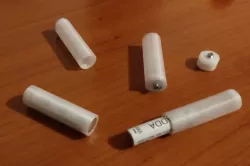 AAA to AA battery adapter ( Adattatore pile da AAA ad AA )