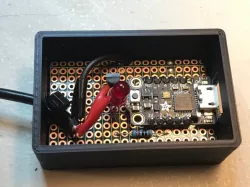 Trinket m0 CW Beacon Case