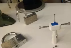 disk detainer pick