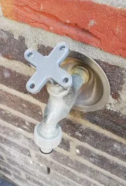 Garden water tap knob key