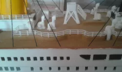 Model Titanic railing
