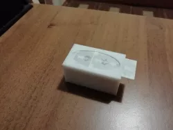 Razor Blade Dispenser for Double Edge