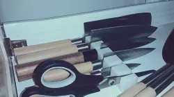 Simple knife holder