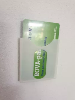 Wall mountable key card holder