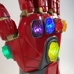 Avengers Endgame - The Stark Nano Gauntlet