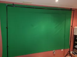 Green screen hanging support 