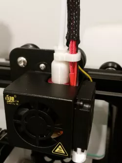 Filler tube strain relief for CR-10 MINI