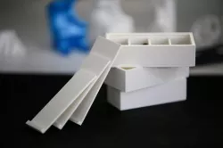Stackable container with lid 