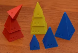 Looney (Icehouse) pyramids and Zendo pieces
