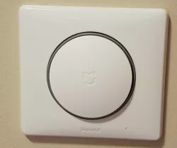 Support Celiane interrupteur Xiaomi Mijia