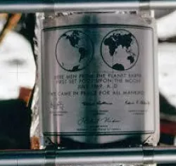 Apollo 11 Luna Lander Plaque