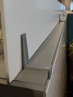 Cubicle Partition Extender Clip
