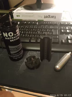 Dummy Flashbang grenade for CO2 capsules