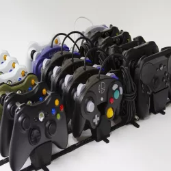 Modular controller stands for multiple consoles