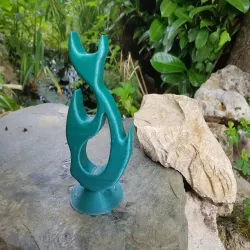 STATUE "LIKE A FISH IN WATER"