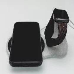 Volcano - Wireless charging dock for iPhone and Apple Watch