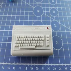 Raspberry Pi Zero Case as C64
