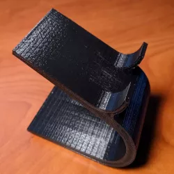 Xbox One Controller Stand with Wheel Cutout