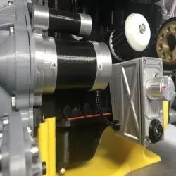 6/8 Toyota 22RE Engine / Starter and Command Box extension