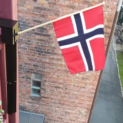 Automatic Flag Machine