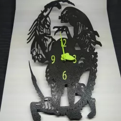 Clock Hand Alien 
