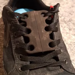 Magnetic Shoelace Clips