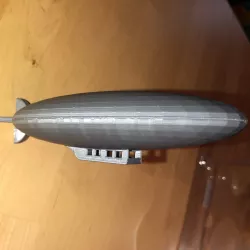 Toy Zeppelin / Blimp / Airship