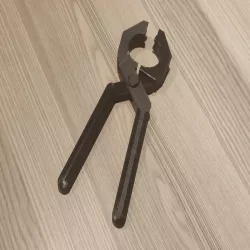 V-Bit Bolt Blacksmith Tongs