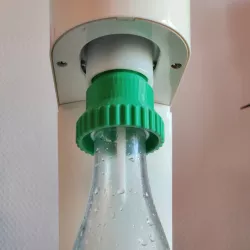 Crystal bottles to older sodastream machines adapter v2