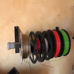 Filament spool holder