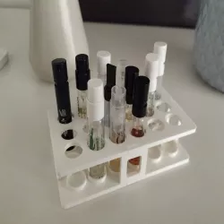 Perfume sample holder
