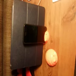 Phone stand