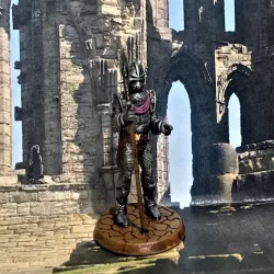 28mm Miniature Black Town / City Guard - Knight in Armour