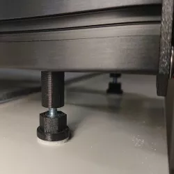 Adjustable printer feet
