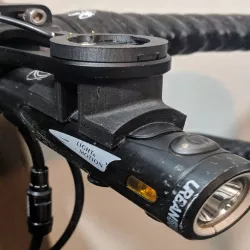 Garmin Portable Charging Connector
