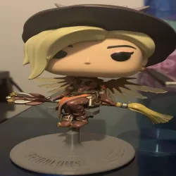 Overwatch - Mercy Witch Funko Pop Stand