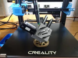 The Desk Cube 2.0, a cubical desktop organizer / USB / SD card holder