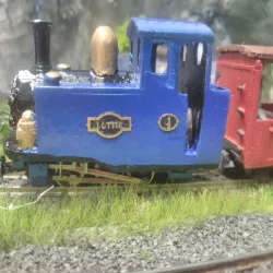 009 Hunslet style side tank loco.