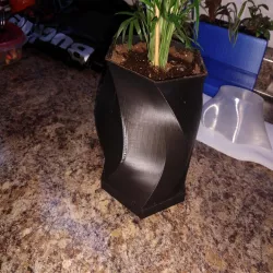 Hex Spiral Planter with Drip Tray