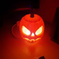 Jack-O'-Lantern USB Light for Halloween