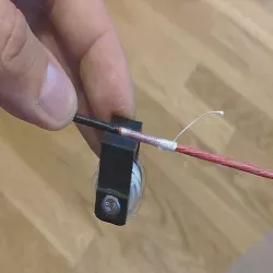 Mini serving jig for bow string