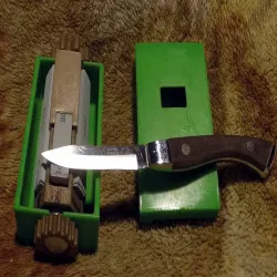 vintage Wet Stone Sharpener 1/4 scale improved